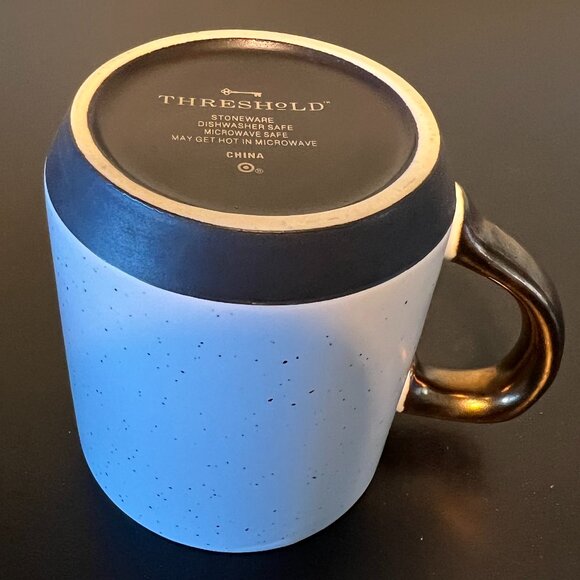 THRESHOLD Warm and Cozy White Speckled Stoneware Mug ~ Hygge Style - Picture 9 of 11